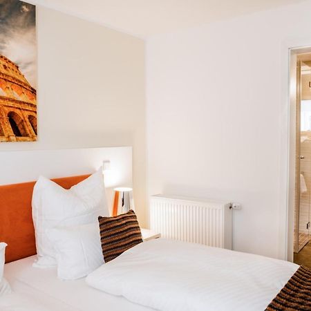 Hotel Gut Landscheid Буршайд Екстериор снимка