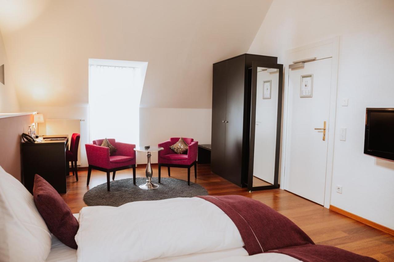 Hotel Gut Landscheid Буршайд Екстериор снимка