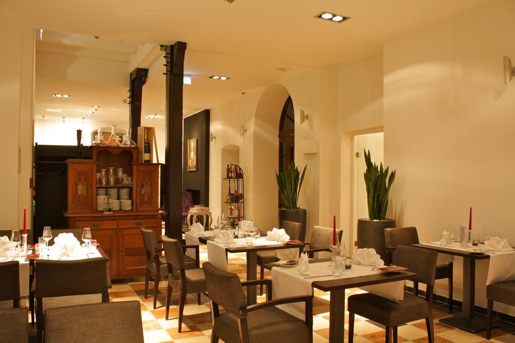 Hotel Gut Landscheid Буршайд Екстериор снимка